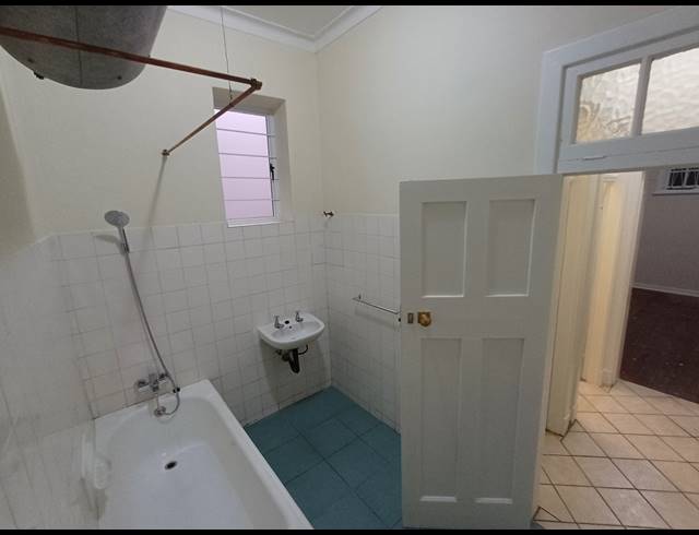 2 BEDROOM APARTMENT FOR SALE IN DURBAN CENTRAL